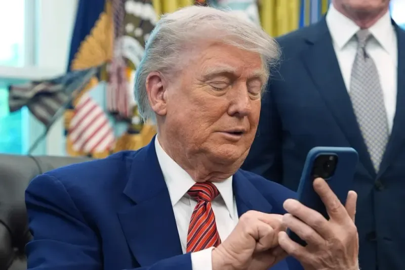 Trump Phone