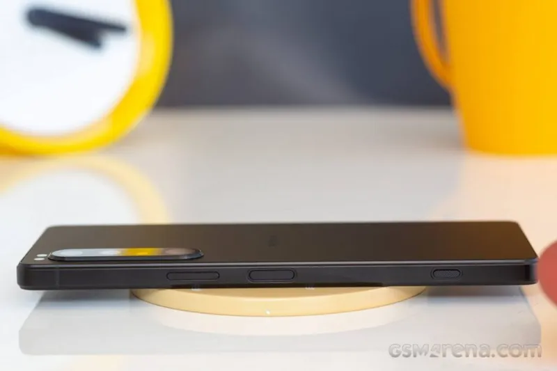 Xperia 1 IV görüntü