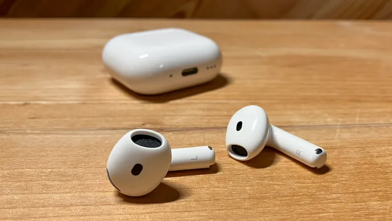 Apple AirPods 4 With Active Noise Cancellation - Review 2024 - PCMag Middle  East