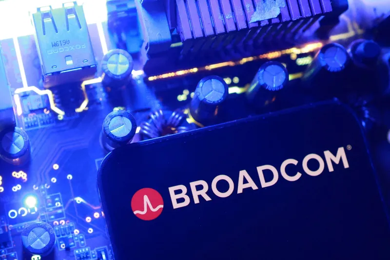 Broadcom secures role as key Apple supplier with chip deal through 2031 |  Reuters