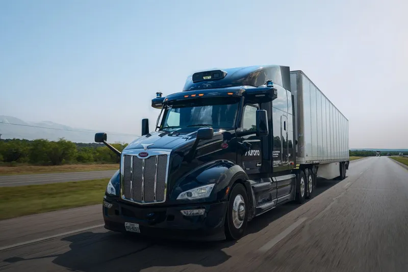 Autonomous trucking company Aurora adds nighttime driving capability