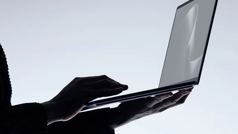 Microsoft Surface Laptop Ultra