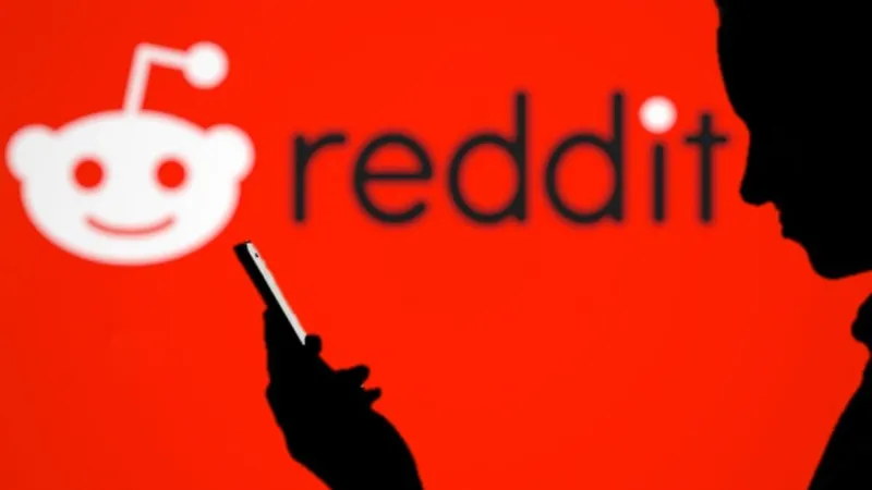Reddit bütün istifadəçilərdən hesabla giriş tələb etməyə hazırlaşır