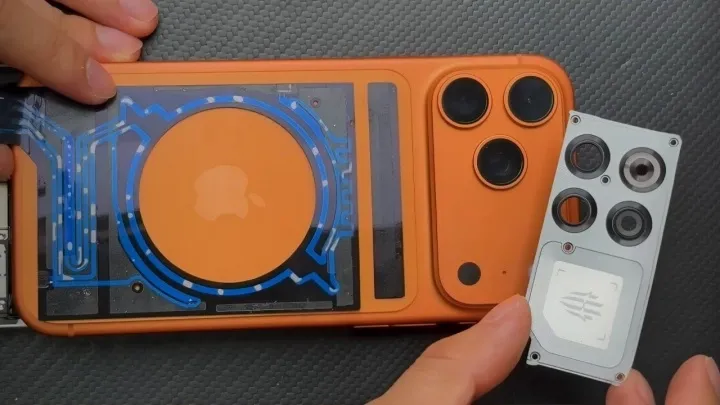 iPhone su