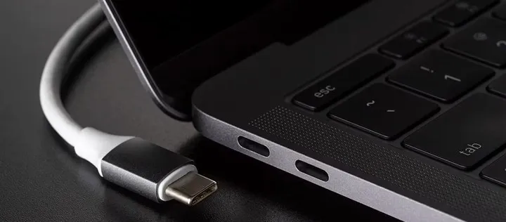 Microsoft USB-C