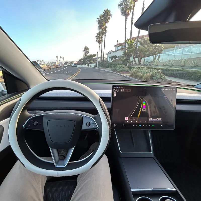 Tesla's Full Self-Driving Blew Me Away. I Still Wouldn't Buy It