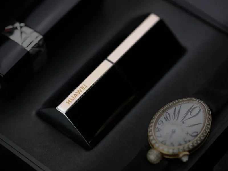 huawei freebuds lipstick dizaynı