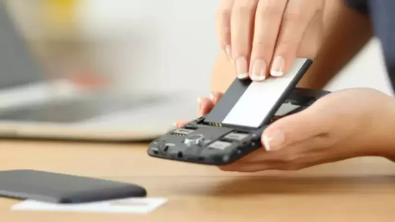 Avropa Birliyi smartfonların batareyası