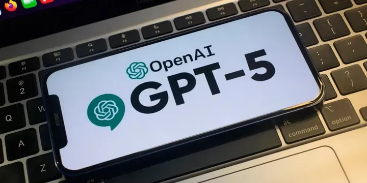 GPT-5 gülməli