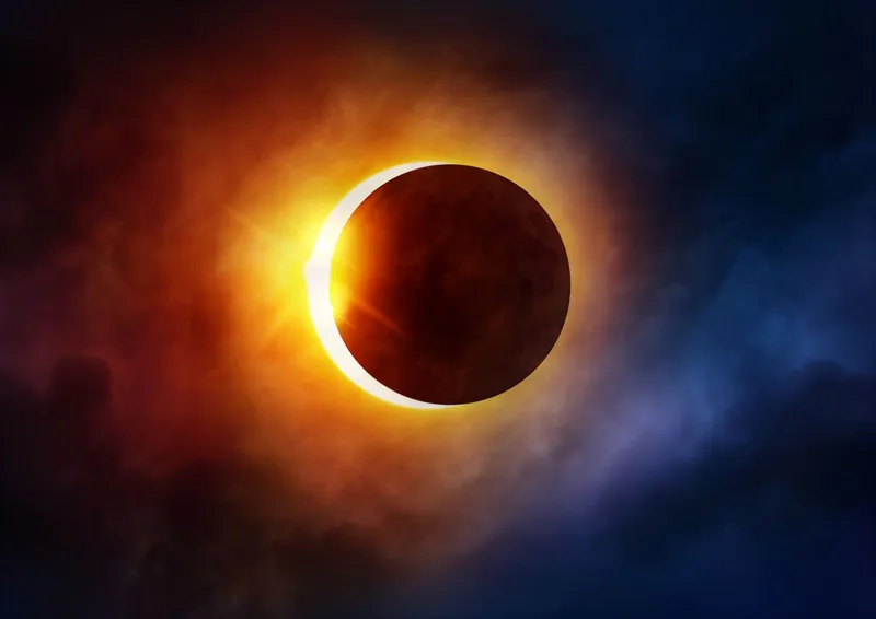 How Do You Tell the Difference Between Total, Annular, Solar, and Lunar  Eclipses? | Britannica