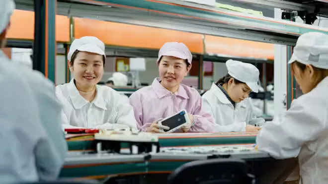 Apple Çində laboratoriya
