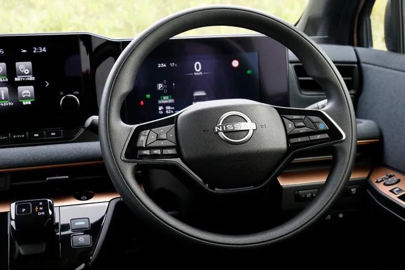nissan sakura sükanı