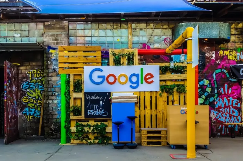 Google süni intellektə gəlir