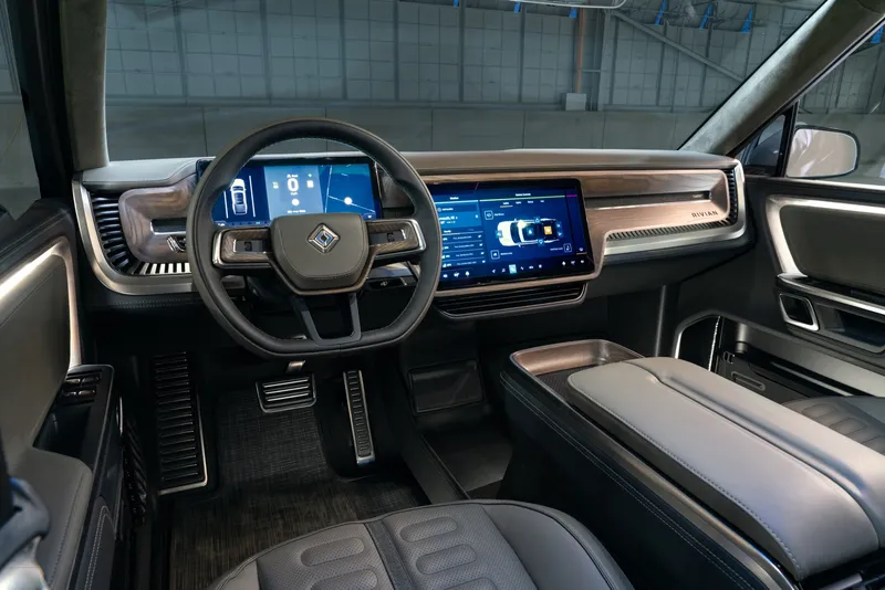 Electric truck startup Rivian raises $1.3 billion more to challenge Tesla -  Ars Technica