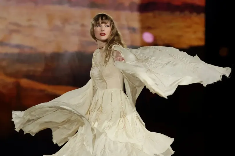 Taylor Swift Files Sound and Image Trademarks Amid AI Concerns