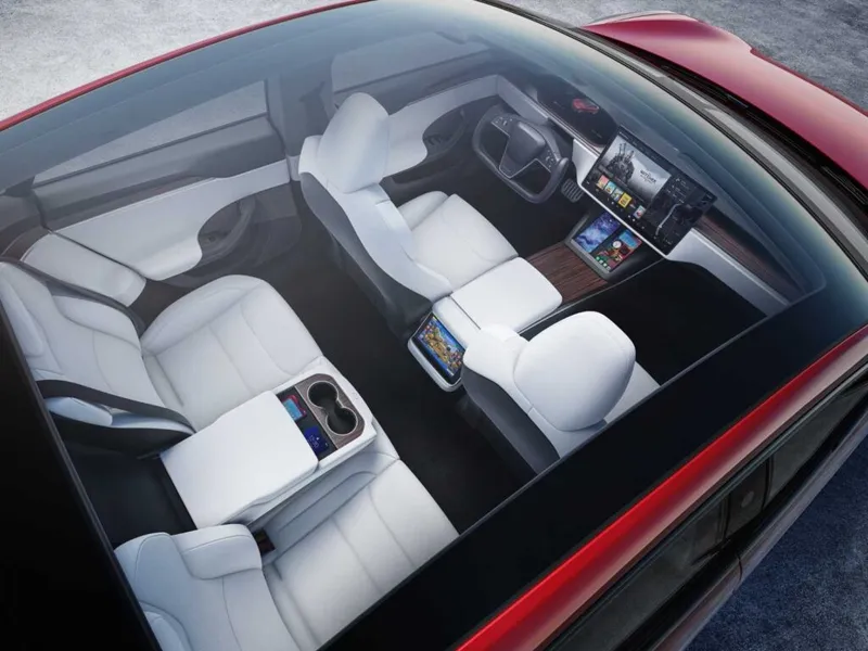Tesla havaya görə yürüyüş məsafəsi