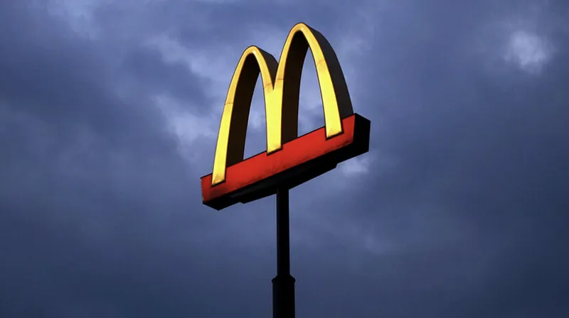 mcdonald's-rusiya-bazarindan-cixir