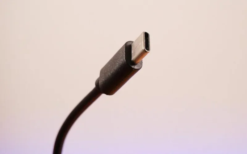 Səudiyyyət Ərəbistanı USB-C