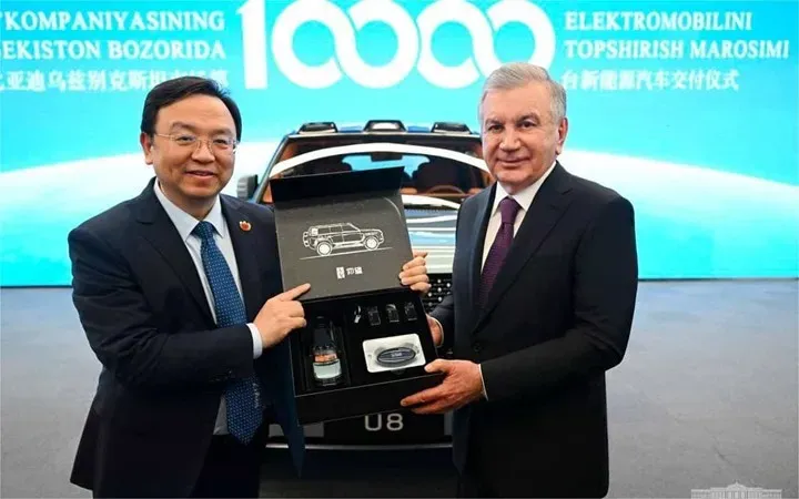 BYD Özbəkistanda