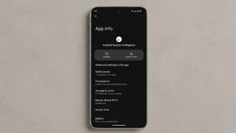 App Settings showing the option to disable and force stop the Android System Intelligence app.