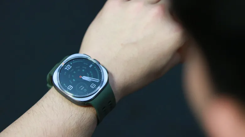 The Galaxy Watch Ultra 2 on the wrist of a person in a gym.
