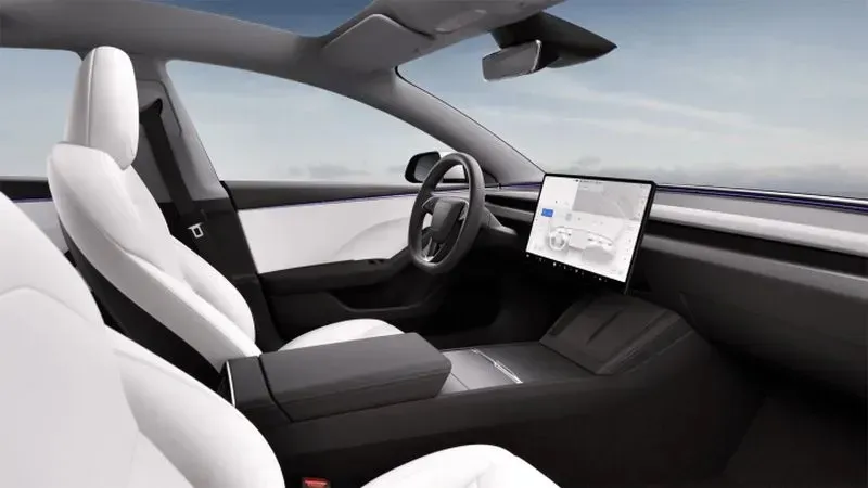 Tesla qəza