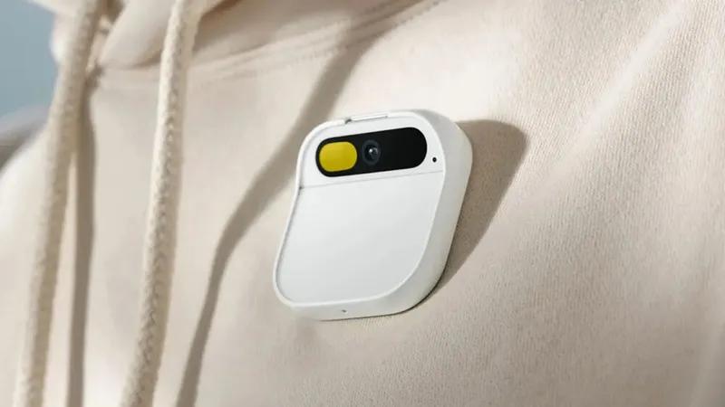 Humane Ai Pin təqdim