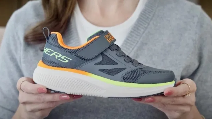 Skechers AirTag