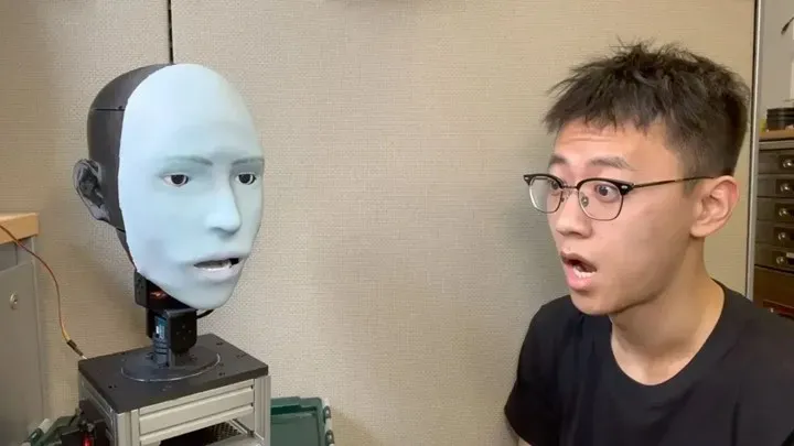 üz robot