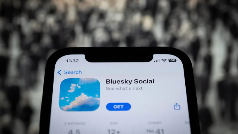 Bluesky açıqdır