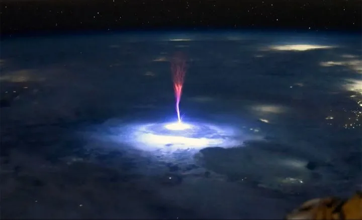 NASA ildırım